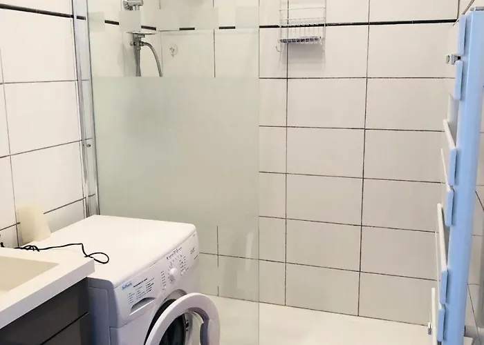 L'empire - Maeva - Climatise 3 Pieces 6 Personnes - Budget Mae-6213